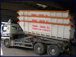 Trans Diema Camión con contenedores